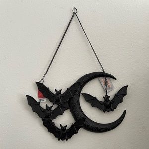Haunted Manor Bats & Crescent Moon Metal Halloween Wall Decor - New with tags